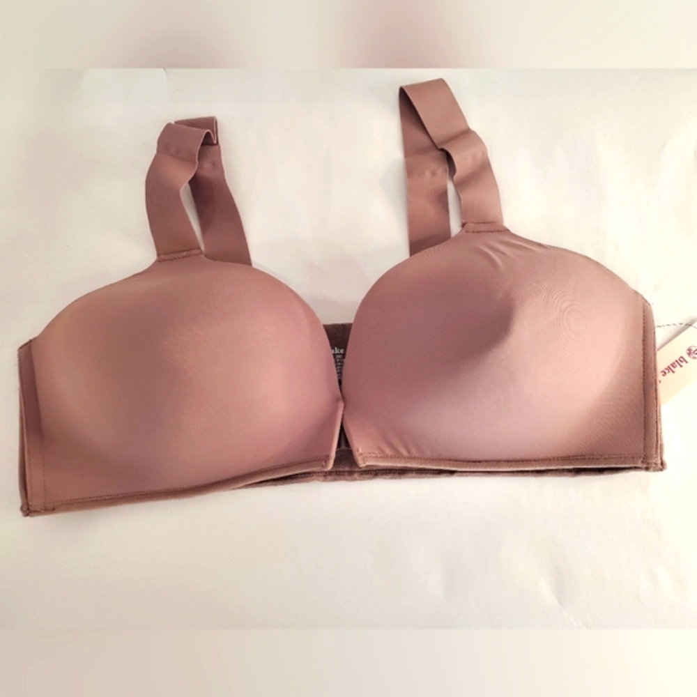 Blake & Co. Seamless Back Wire-Free Front Close Bra Size:38C